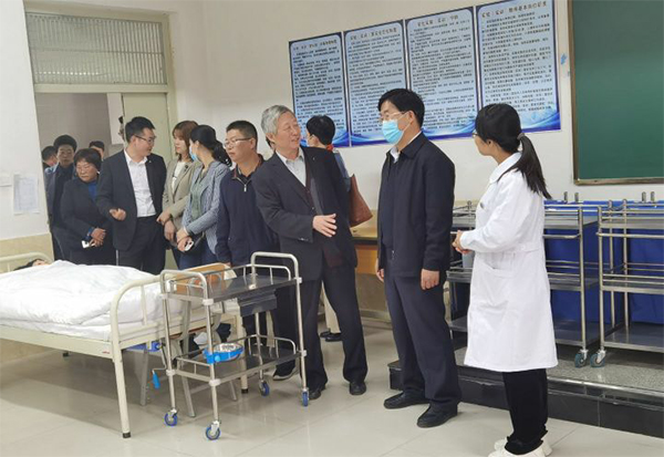 河北亚洲成人在线一二三四五六区 召开老年健康与医养结合专题研讨会 第 10 张
