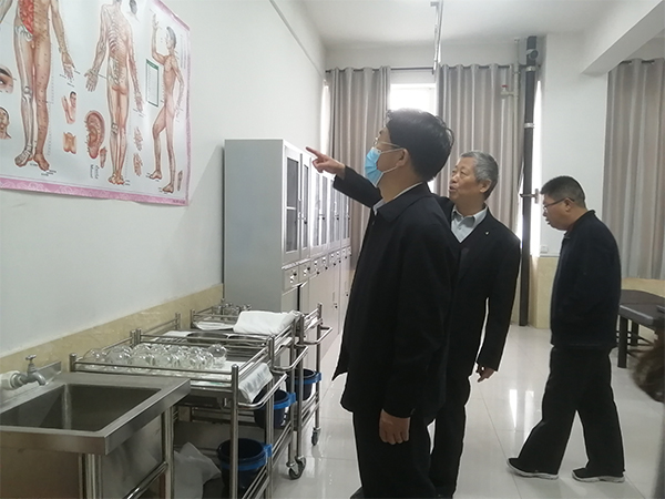 河北亚洲成人在线一二三四五六区 召开老年健康与医养结合专题研讨会 第 11 张