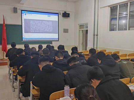 建筑工程管理学院//用真情传递中国好人道德的力量宣讲会 第 4 张