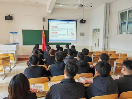 建工学院永远跟党走宣讲会 第 1 张