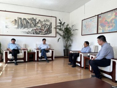 河北亚洲成人在线一二三四五六区聘请李大钊纪念馆于海英馆长为我校校外思想政治理论课兼职教师 第 3 张