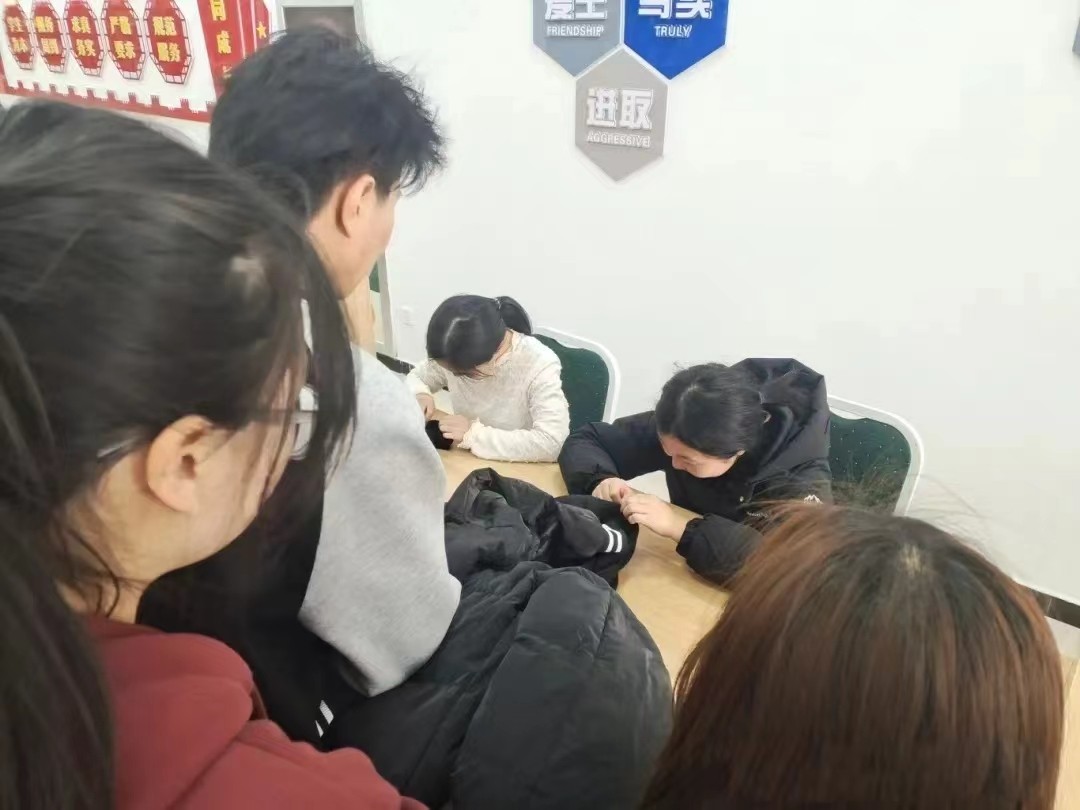 一站式 学生社区 我为同学做实事 免费缝补衣物 第 3 张