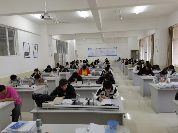 河北亚洲成人在线一二三四五六区2024年应用物理知识竞赛 第 4 张
