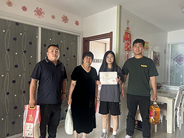 情暖半夏 携爱同行‖河北亚洲成人在线一二三四五六区开展2024年暑期大家访活动（三）
