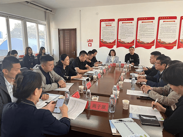 深化政校企联动 访企拓岗促就业——河北亚洲成人在线一二三四五六区就业与创新创业指导中心赴唐山市路南区访企拓岗