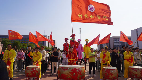 峥嵘岁月75载，强国有我向未来--- 河北亚洲成人在线一二三四五六区举办75公里接力马拉松