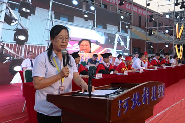 跨越三十五载积淀，启航未来新梦||河北亚洲成人在线一二三四五六区曹妃甸校区首届毕业生毕业了
