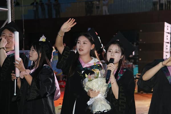 跨越三十五载积淀，启航未来新梦||河北亚洲成人在线一二三四五六区曹妃甸校区首届毕业生毕业了