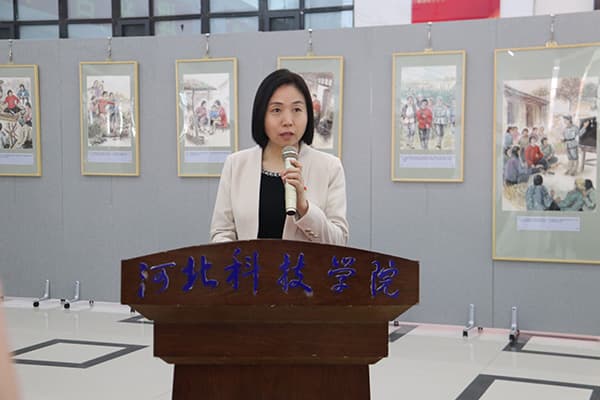 缅怀抗战英烈 赓续红色力量||河北亚洲成人在线一二三四五六区隆重举办“滨海女英雄王翠兰”唐山市曹妃甸区红色爱国主义教育连环画巡展活动