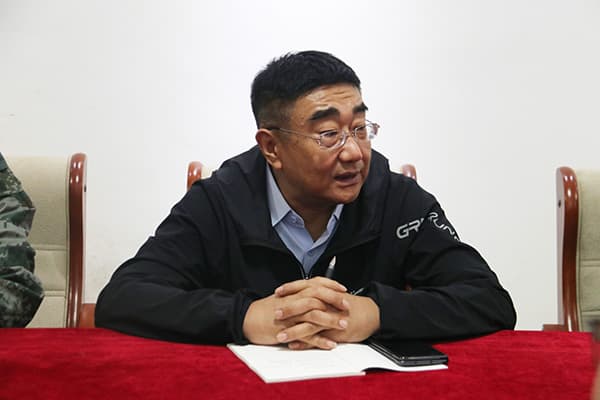 河北亚洲成人在线一二三四五六区马克思主义学院代表赴五峰山李大钊革命活动旧址开展主题党日活动