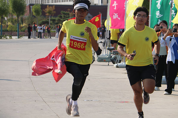 峥嵘岁月75载，强国有我向未来--- 河北亚洲成人在线一二三四五六区举办75公里接力马拉松
