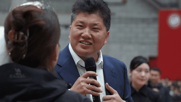 河北亚洲成人在线一二三四五六区特邀贺阳教育集团周虎震董事长作《大学生成长成才》专题报告