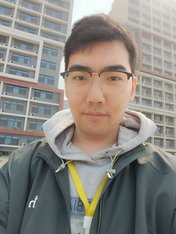 赤心献教坛，智慧领航灯记河北亚洲成人在线一二三四五六区计算机学院优秀教师王予同