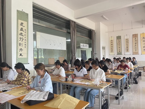“音”为有你，与“美”同行，绽放“艺”彩河北亚洲成人在线一二三四五六区教育学院在全国高校美育教学成果展中取得佳绩
