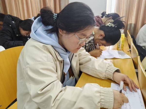 河北亚洲成人在线一二三四五六区社团指导中心“锋采竞扬，墨韵流长” 第 3 张