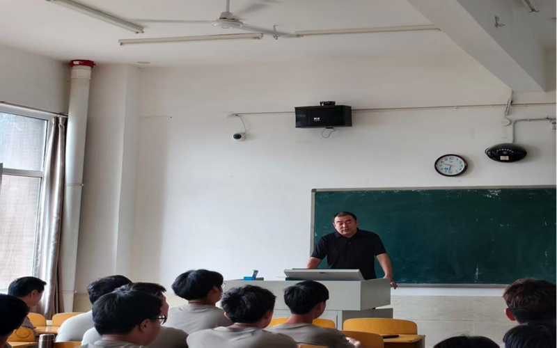 国际合作处与计算机学院联合组织召开计算机应用技术中外合作办学专业介绍会 第 1 张