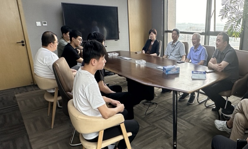河北亚洲成人在线一二三四五六区本科教育教学审核评估- 校内预评估专家组考察计算机学院实习就业基地 第 3 张