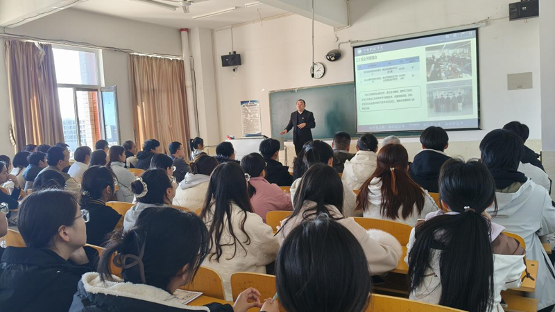 计算机学院“卓越人才培养计划”宣讲会顺利举行 第 3 张