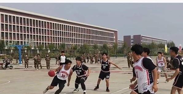 计算机学院 “激情飞扬，超越梦想”篮球赛 正如火如荼进行中
